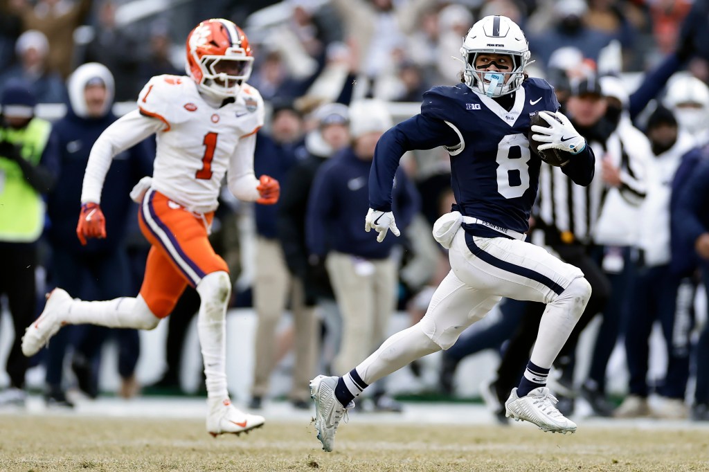 Penn State beats Clemson 22-10