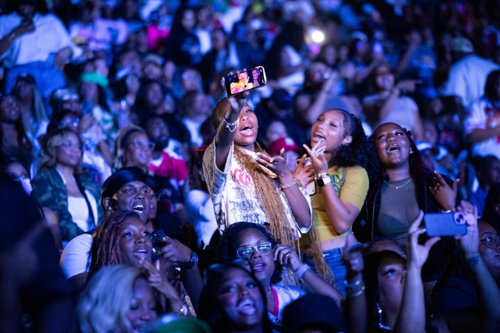 How many hot dogs did y’all eat at Breezy Bowl XX?!