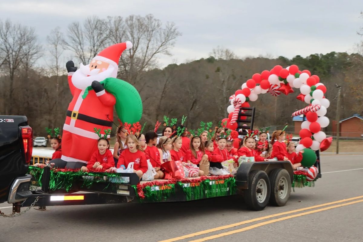 santaparade 20 weekend events like parades, performances + C.M. Newton Classic—Dec. 12-14