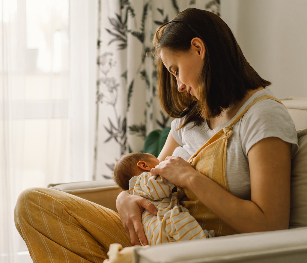 Supporting Moms, Nourishing Babies: The Benefits of Breastfeeding
