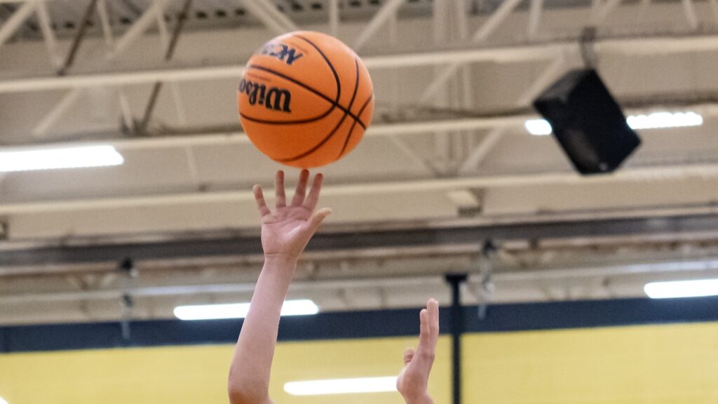 West Deptford pulls away for win over Lindenwold - Boys basketball recap