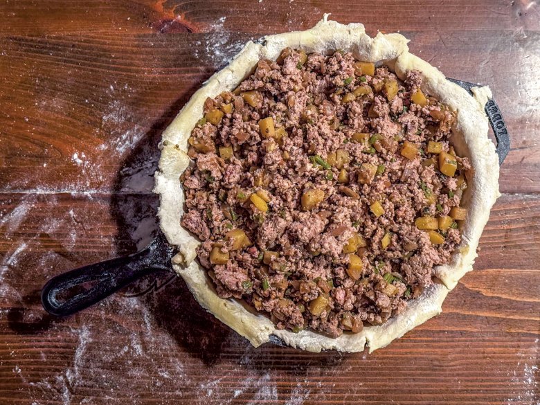 Tourtière in process