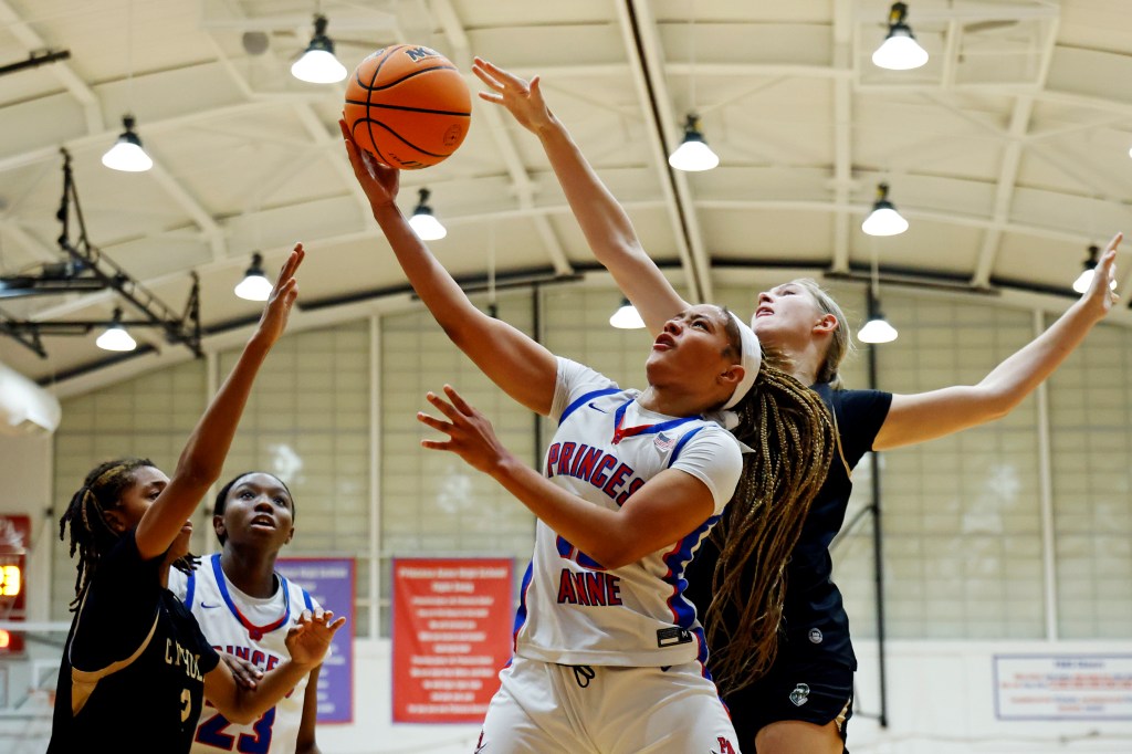 High school scoreboard: No. 5 Great Bridge edges No. 8 Nansemond River in wrestling