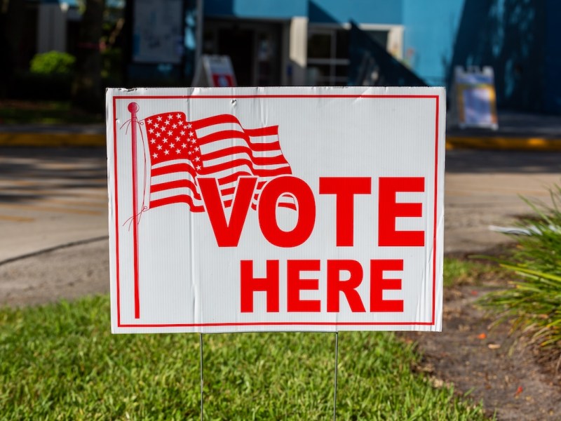 Bill would require new Florida voters to show proof of U.S. citizenship