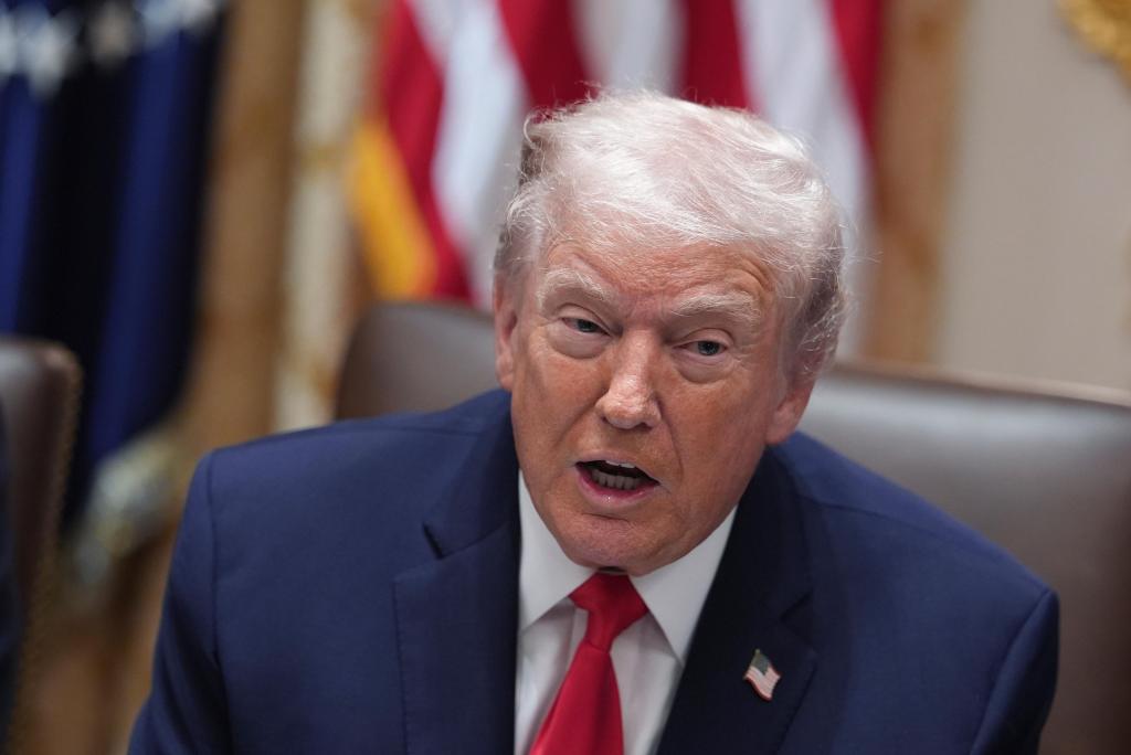 Trump says Venezuelan airspace to be reopened for commercial travel