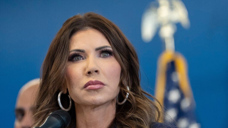 Ending deportation protections for some Somalis