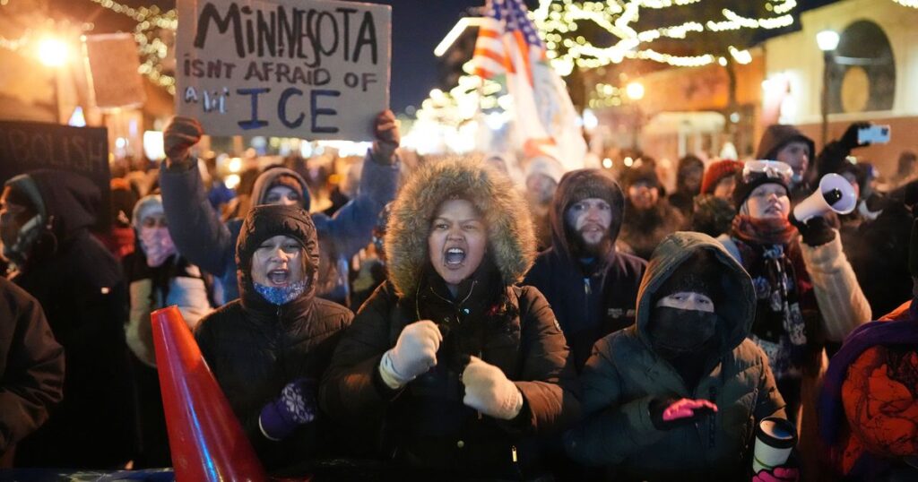 From frigid quiet to outraged sorrow, a few hours on Minneapolis street where agents killed man