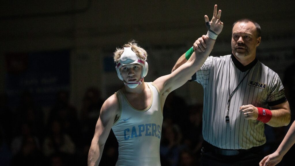 South Group 2 wrestling tournament: Favorite, contenders and outlook