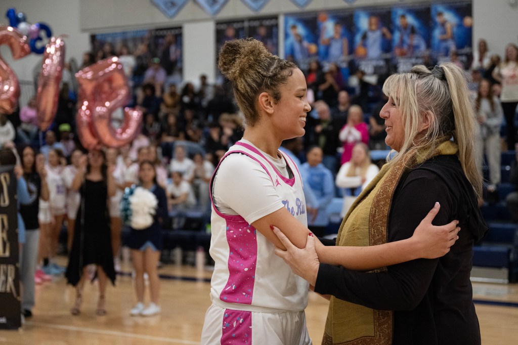 Brihanna Crittendon breaks CHSAA's all-time basketball scoring record