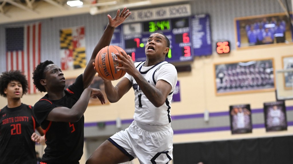 Long Reach boys basketball prevails over North County, 67-66, on late free throws
