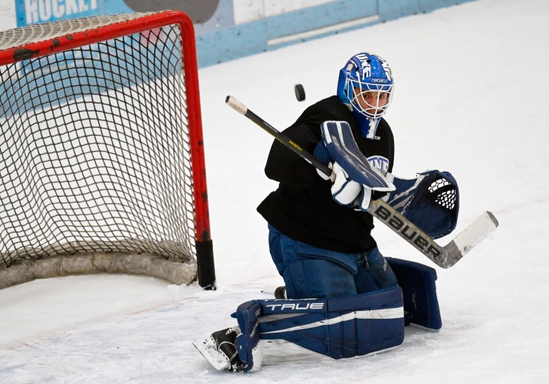 Former UNE goalie Billy Girard back with Maine Mariners
