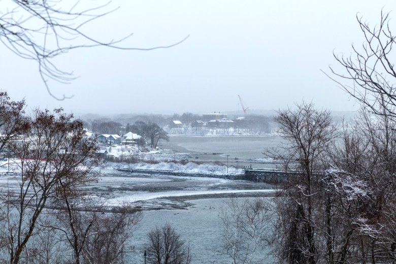 Monday storm to bring blizzard, flood conditions to Maine