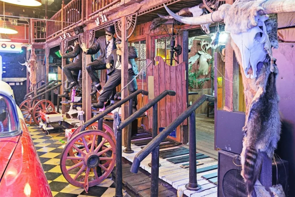 This 'Florida Man house' could become a crazy new Airbnb