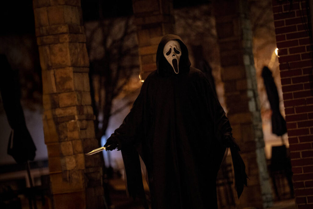 Ghostface in Paramount Pictures and Spyglass Media Group's "Scream 7." © 20 ...