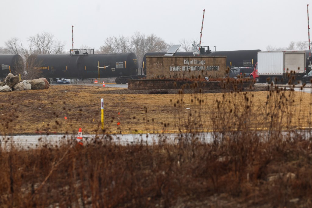 Touhy Avenue improvement project breaks ground in Des Plaines