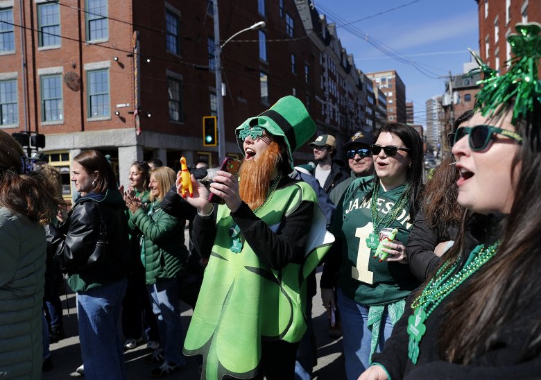 Saint Patrick’s Parade showers Portland in Irish pride
