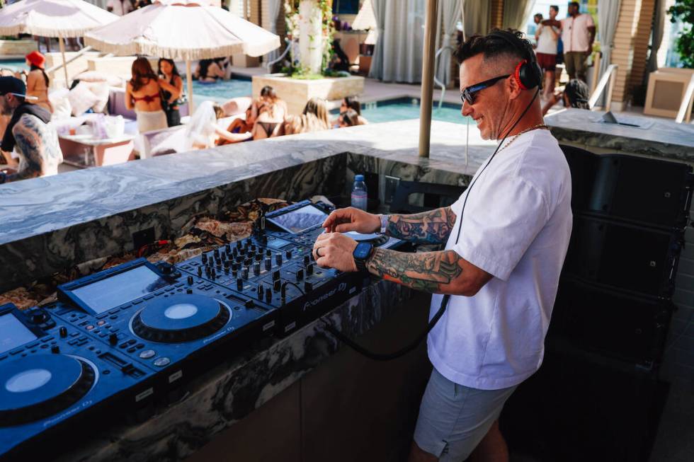 DJ Buza performs at the newly remodeled Marquee Dayclub at the Cosmopolitan Friday, March 13, 2 ...