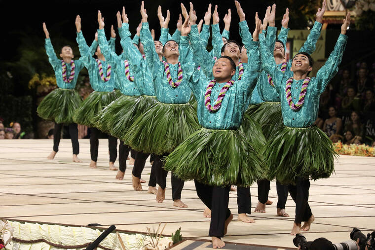Column: Ua ʻau umauma ʻo Hilo i ka wai!