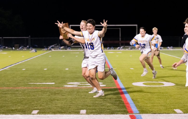 Falmouth boys lacrosse rolls into Class A final