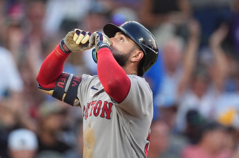 Sonny Gray strikes out 11 as Red Sox beat Rockies