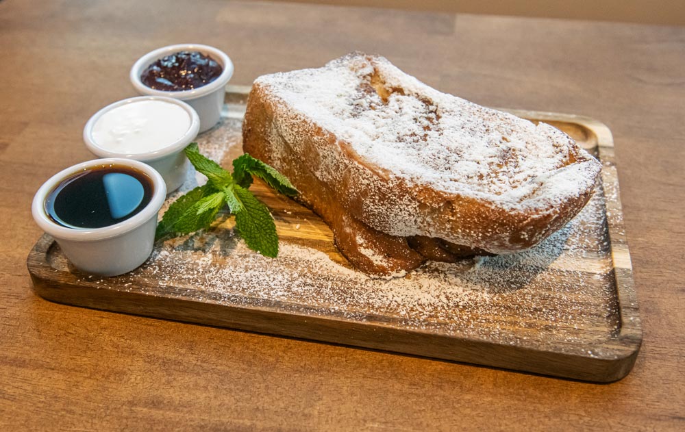 Nic & Luc All-Day Eatery in downtown Orlando serves cheffy spins on diner fare