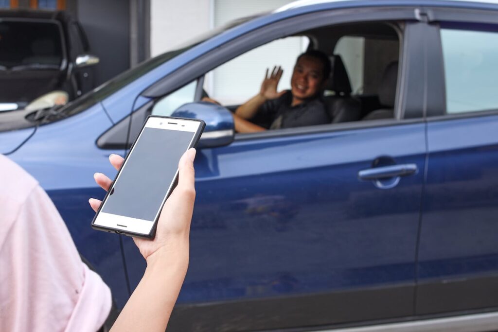 AAA Reminds Utahns to share responsibility for roadside safety this Fourth of July