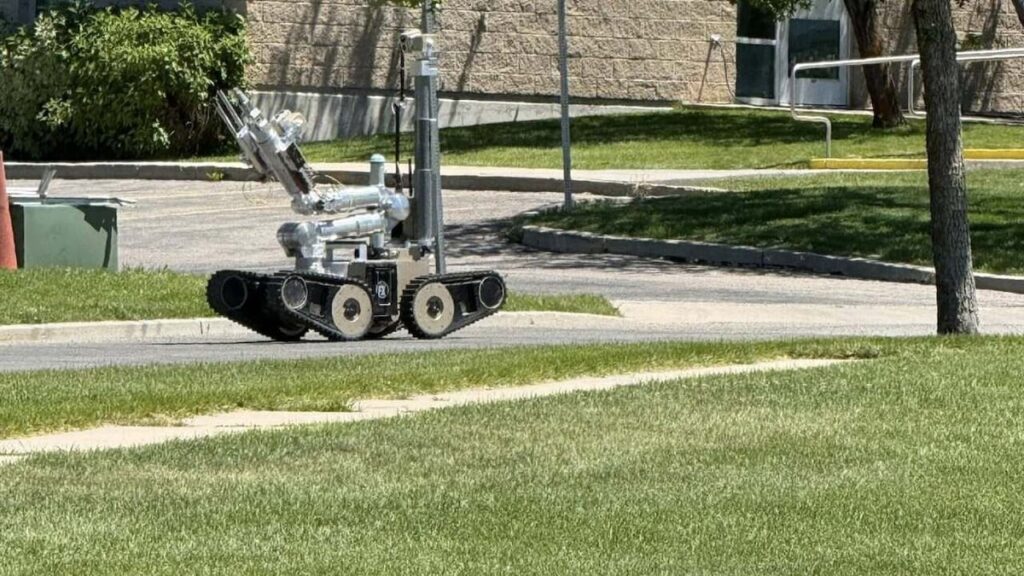 Bomb squad responds to ‘suspicious bottle’ with possible explosives near Wasatch County Library
