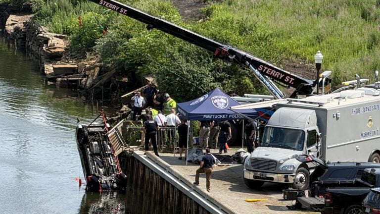 Car pulled from Seakonk River; family believed to have been inside