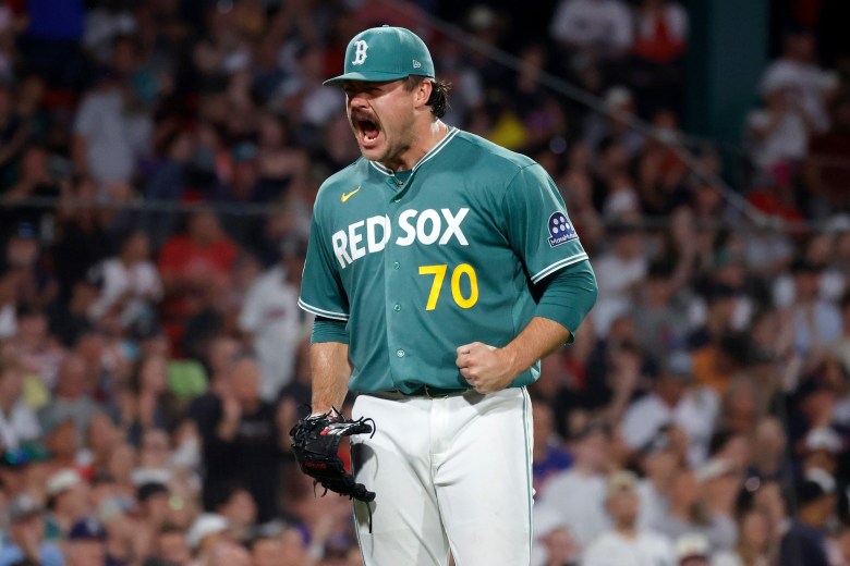 Red Sox make it two straight over Yankees