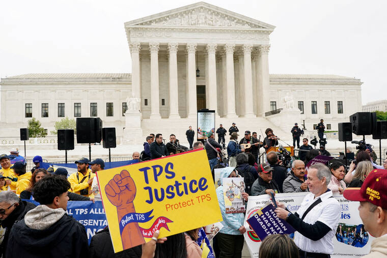 Supreme Court lets Trump end deportation protections for Haitians, Syrians