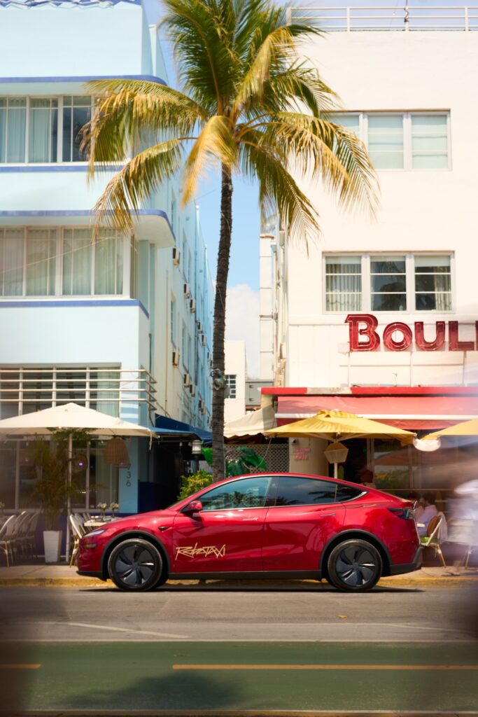 Tesla Robotaxis now up and running on Orlando roads