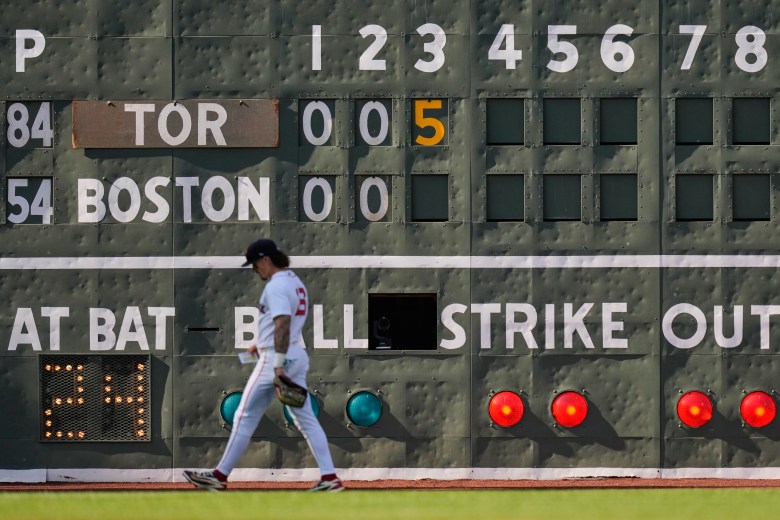 Blue Jays shut out Red Sox