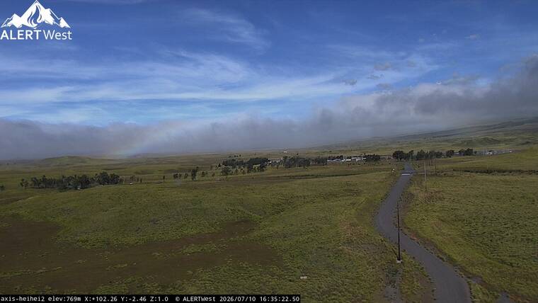 Evacuation lifted as Waikoloa Village wildfire moves away from homes