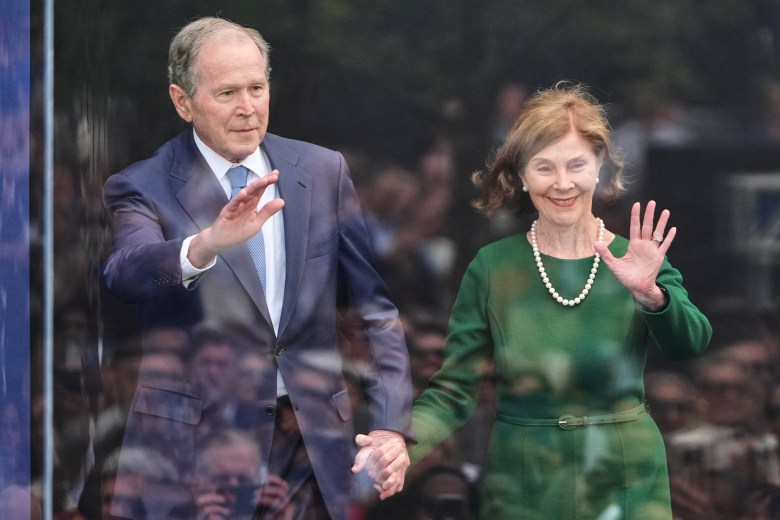 Exhibit of George W. Bush artwork to support Kennebunkport church