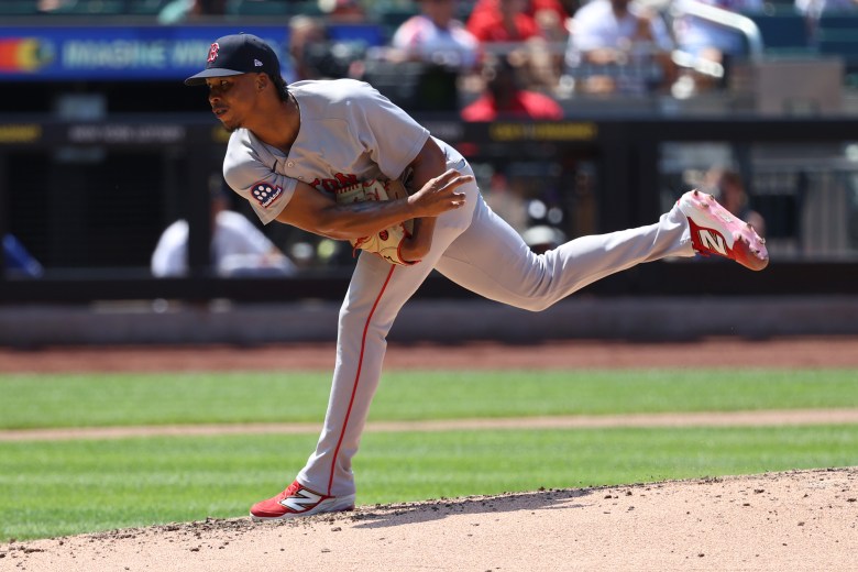 Red Sox come from behind to top Mets, sweep 9-game road trip