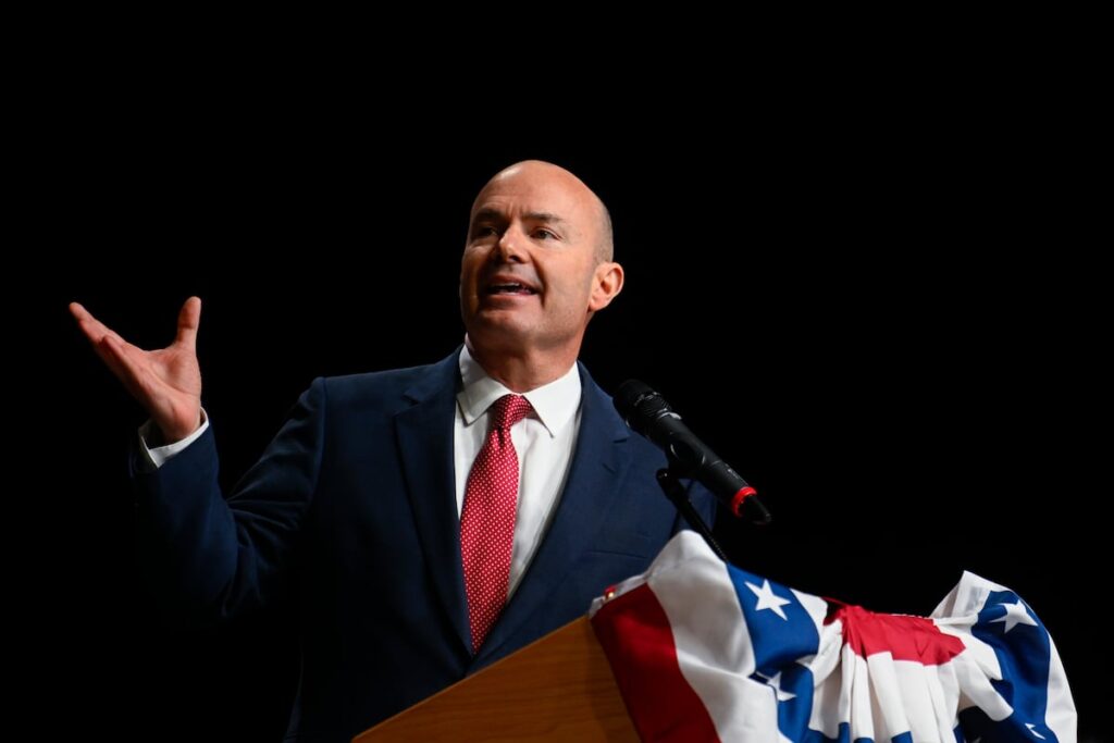 U.S. Sen. Mike Lee pushes for constitutional amendment to end birthright citizenship