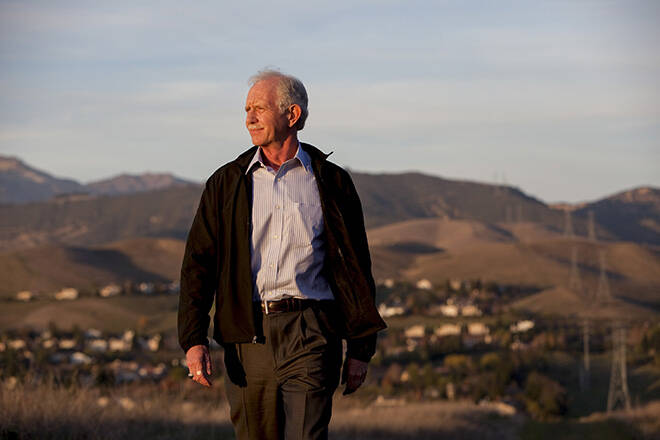 HEIDI SCHUMANN / NEW YORK TIMES
                                Chesley B. Sullenberger III, the pilot who made a safe landing in the Hudson River in 2009, walks near his home in Danville, Calif., in December 2009. Sullenberger said today he has been diagnosed with Alzheimers disease.