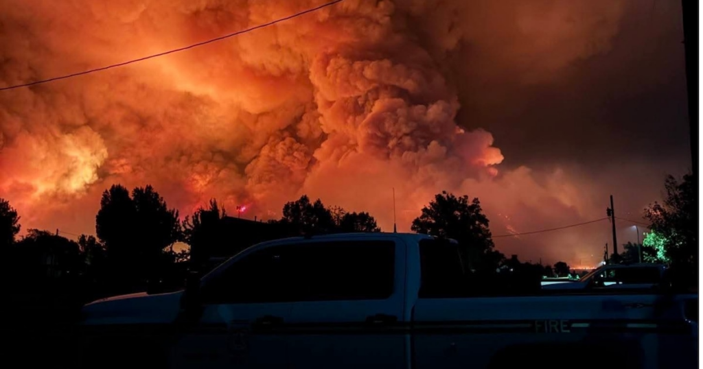 Widemouth 2 Fire becomes 'catastrophic,' crews now focused on protecting people, property