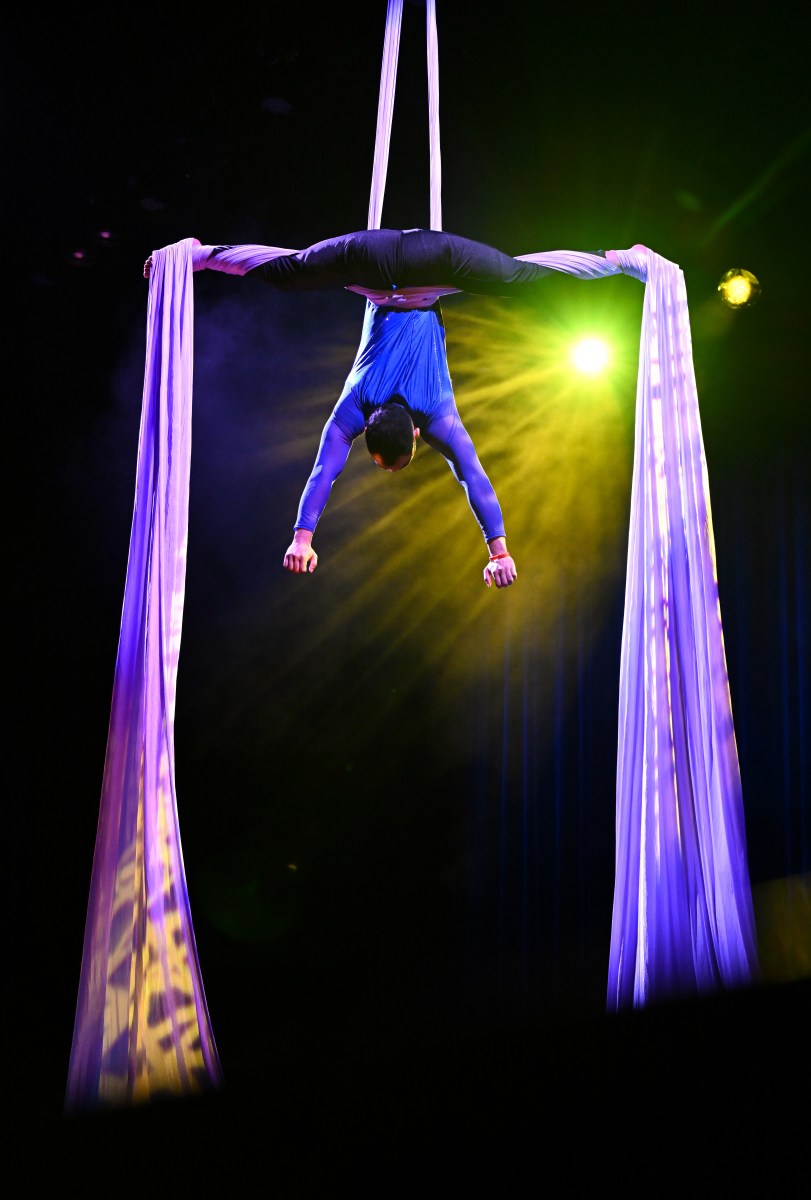 3 reasons you'll love this inclusive circus on August 15—get tickets now 3 DannyAerialSilks 3 reasons you'll love this inclusive circus on August 15—get tickets now