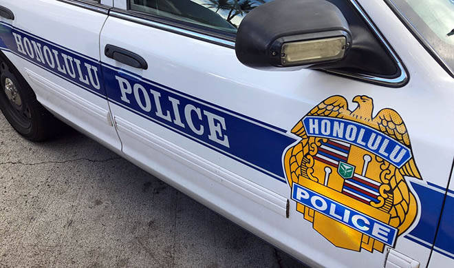 Honolulu police investigate 2 robberies in Ward, Ala Moana areas