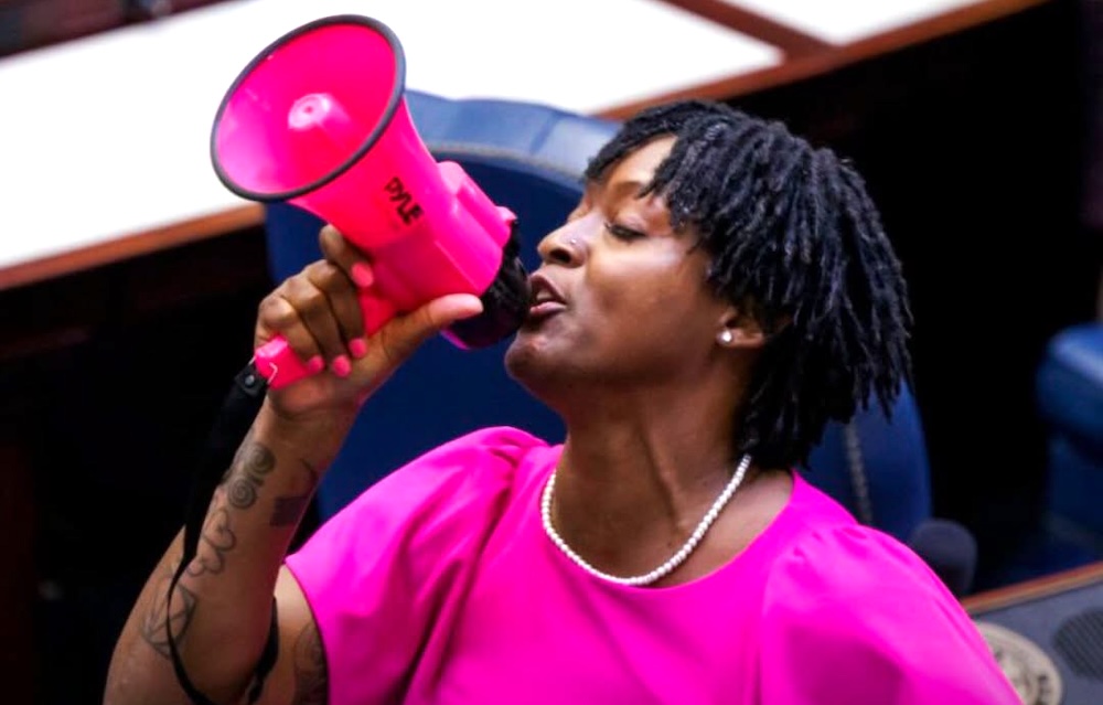 Orlando musicians, comedians throw benefit show for Angie Nixon