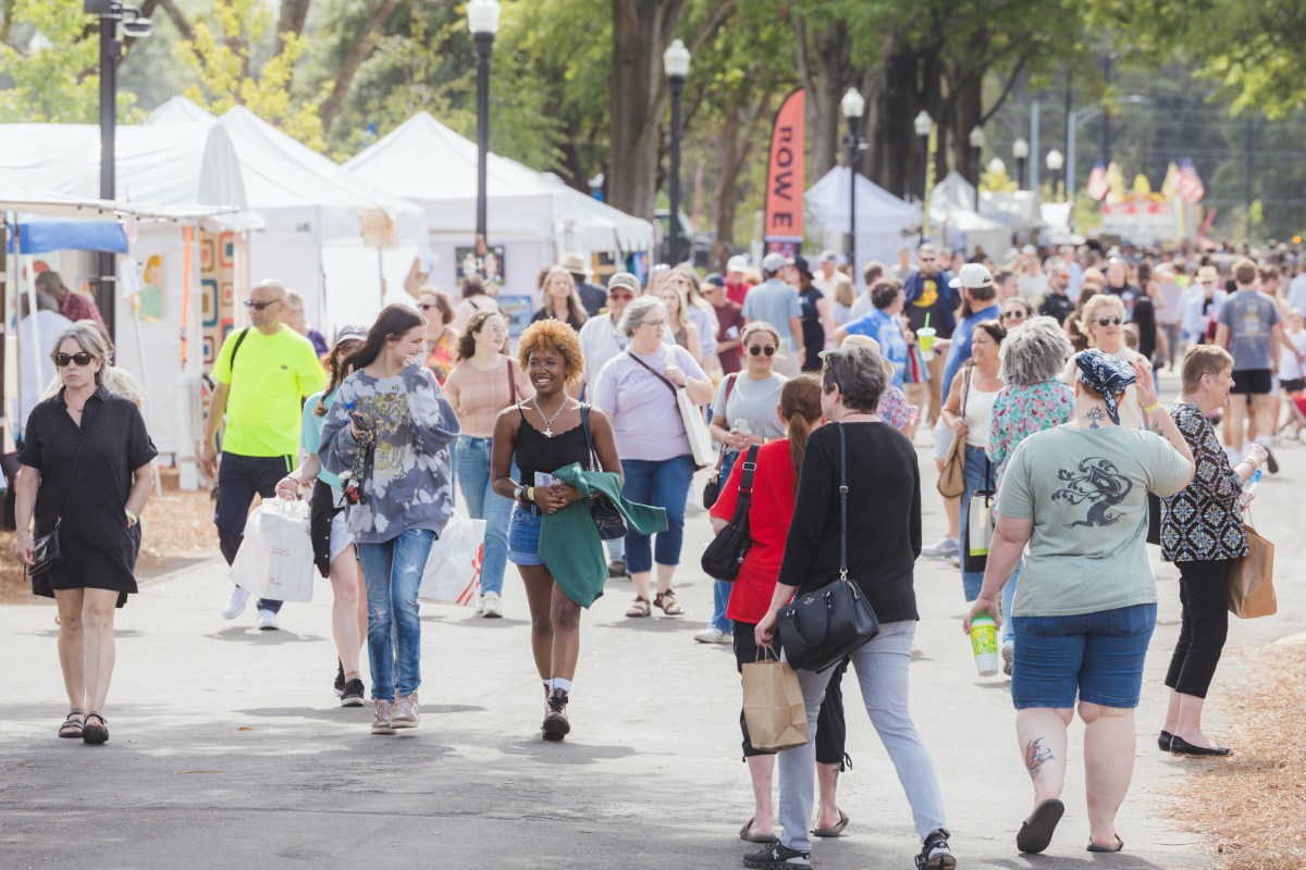 See how 270+ artists make Kentuck Festival a success + how to grab your tickets—Oct. 17 + 18, 2026 3 Crowd of people at Kentuck Festival 2025