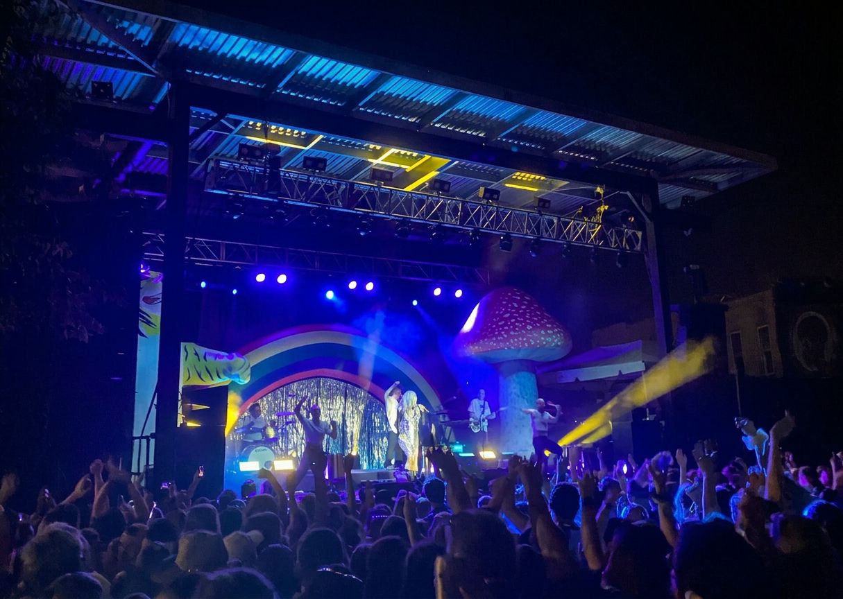 concert at Avondale Brewing