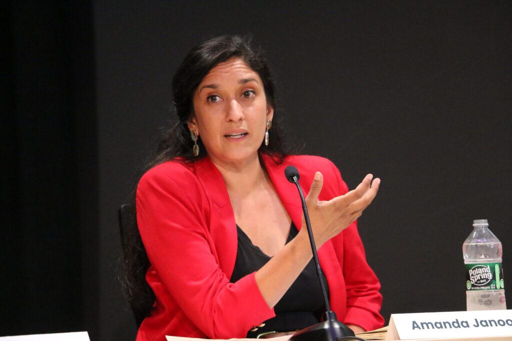 New Poll Shows Janoo With Narrow Lead Over Incumbent Gov. Scott