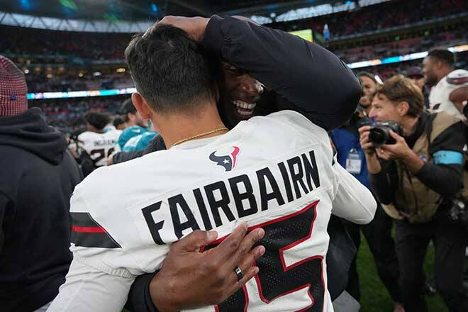 KIRBY LEE / IMAGN IMAGES
                                Houston Texans head coach DeMeco Ryans hugs kicker Kaimi Fairbairn (15) after he kicked the game-winning field goal as time expired against the Jacksonville Jaguars during an NFL game at Wembley Stadium in London Sunday.